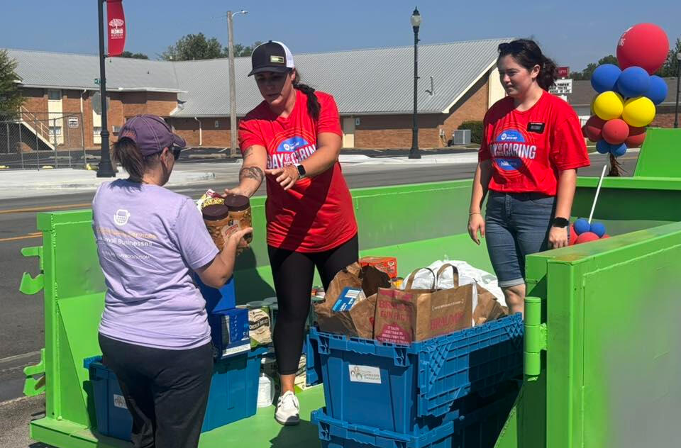 Dumpstor Food Drive - 02